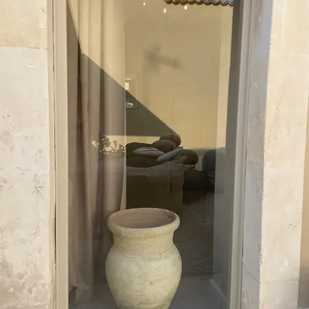 Notus Adults Only 4* Noto